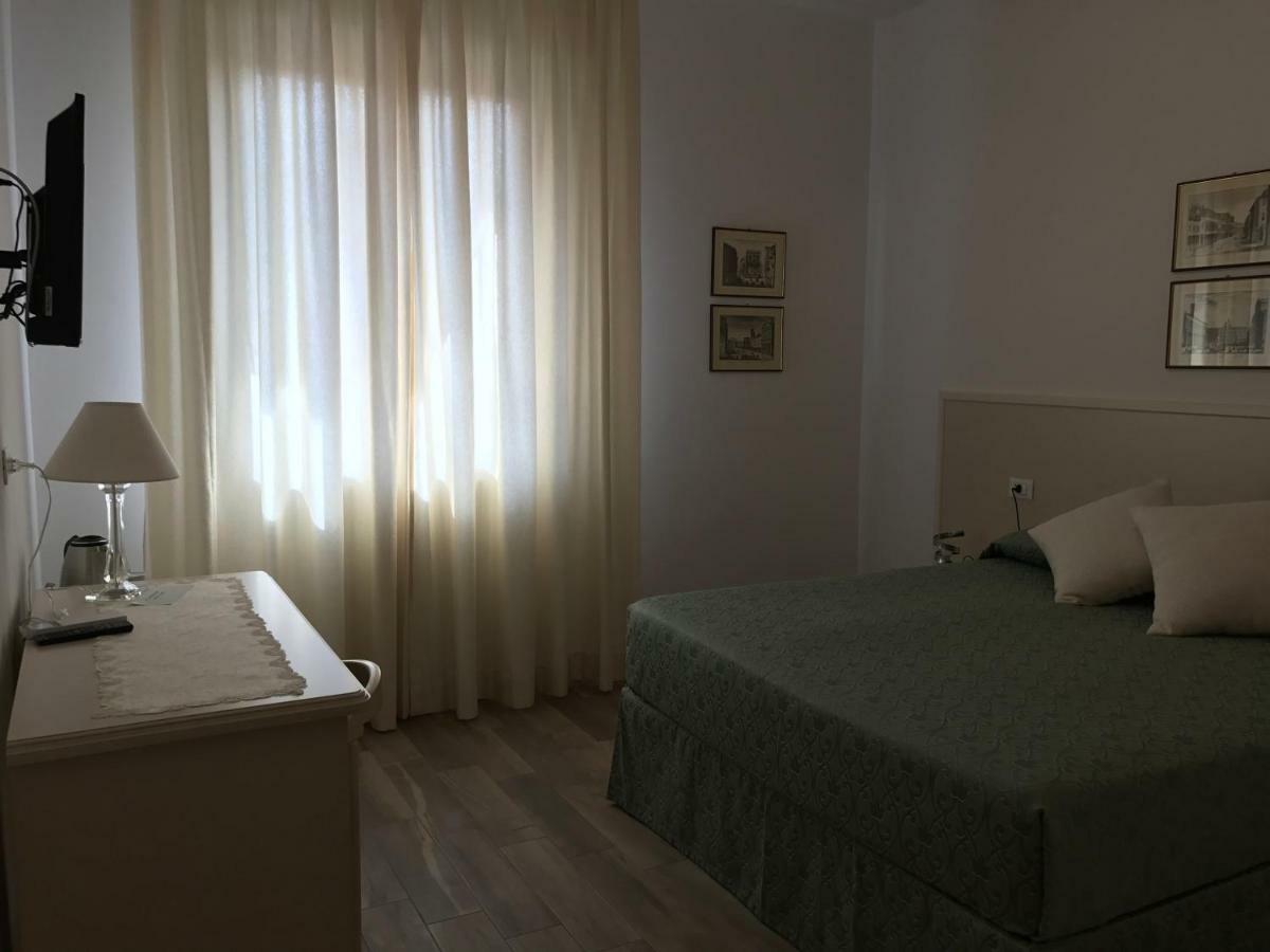 Guest House In Piazza Болонья Екстер'єр фото